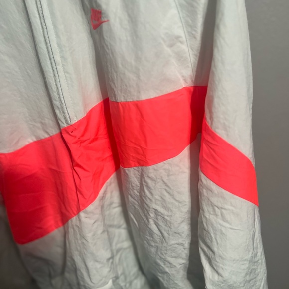 Nike jacket - Picture 4 of 5